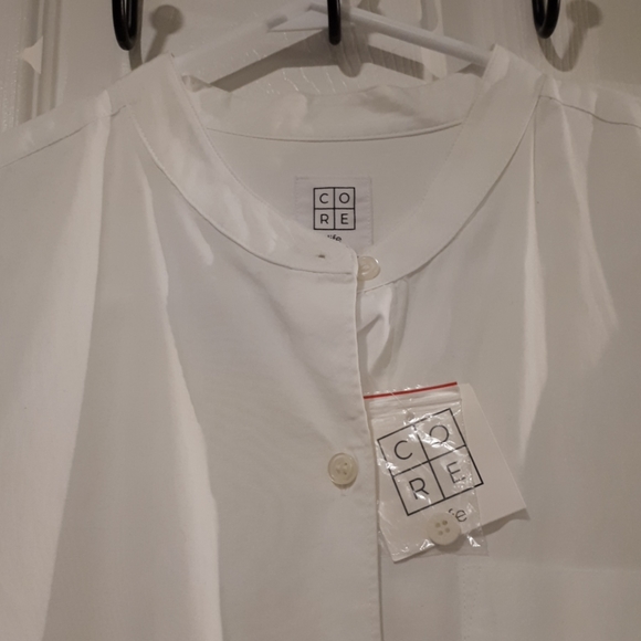 Dress - Picture 2 of 10